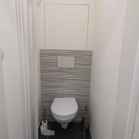 Slnecny Apartman Blizko Centra * 코시체